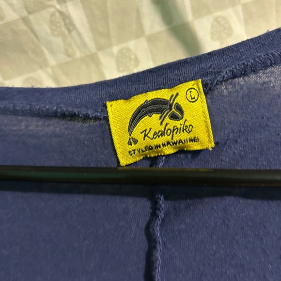Blue Kealopiko top (L) - Picture 2 of 7